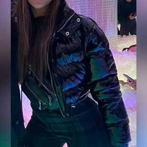 Adika Shiny Black cropped Puffer jacket
